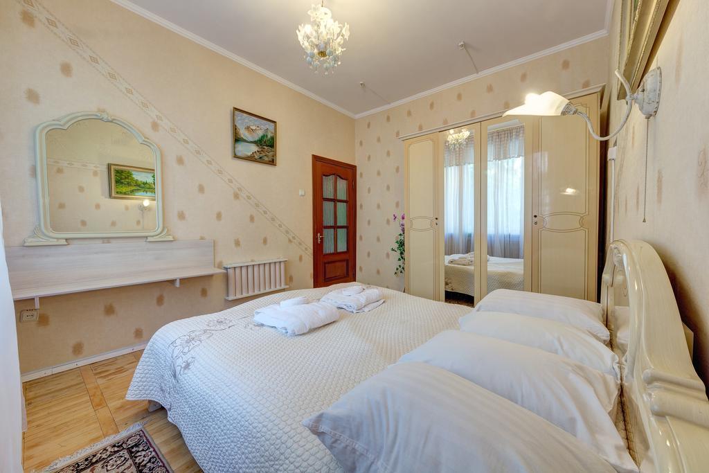 Aleksandria Hotel Kiev Extérieur photo