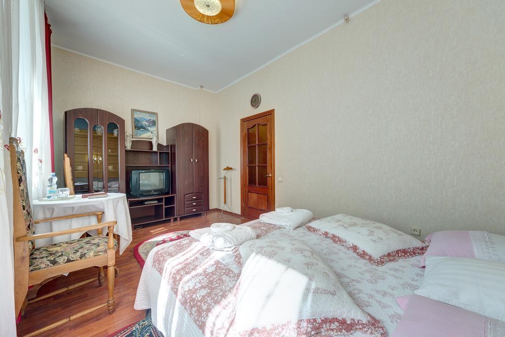Aleksandria Hotel Kiev Extérieur photo