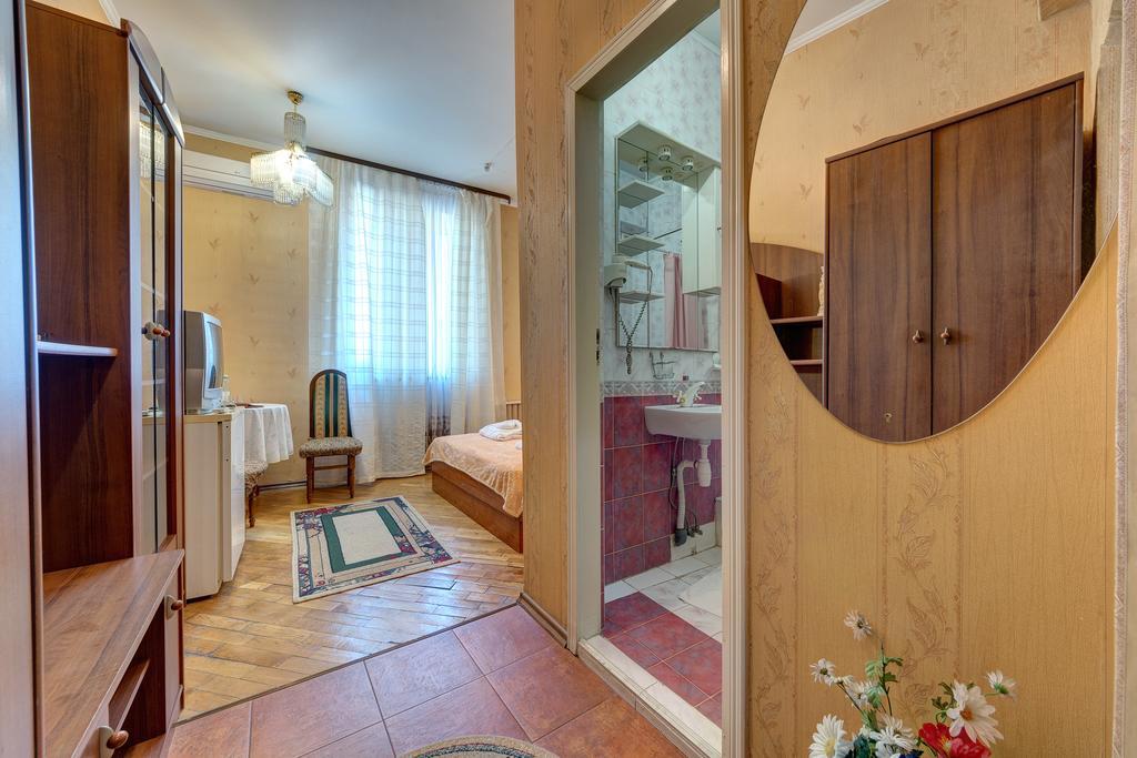 Aleksandria Hotel Kiev Extérieur photo