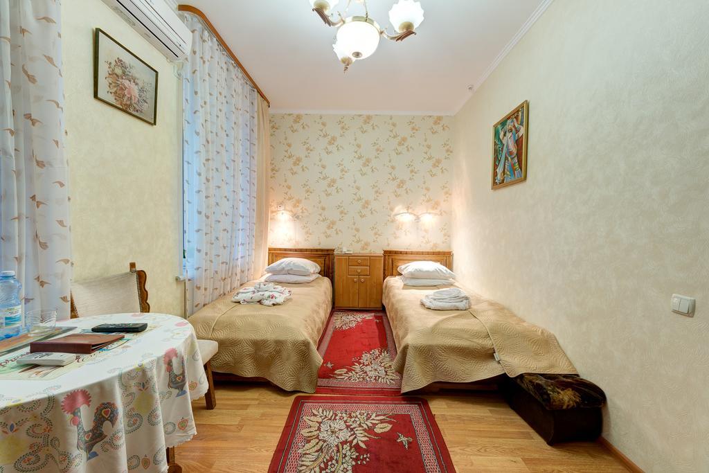 Aleksandria Hotel Kiev Extérieur photo