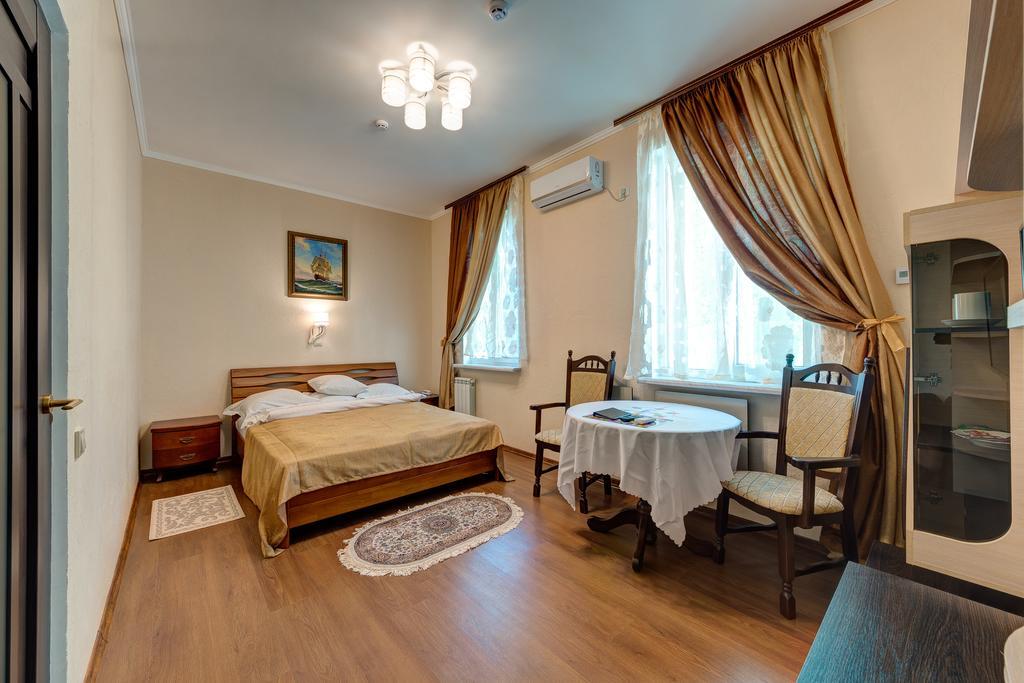 Aleksandria Hotel Kiev Extérieur photo