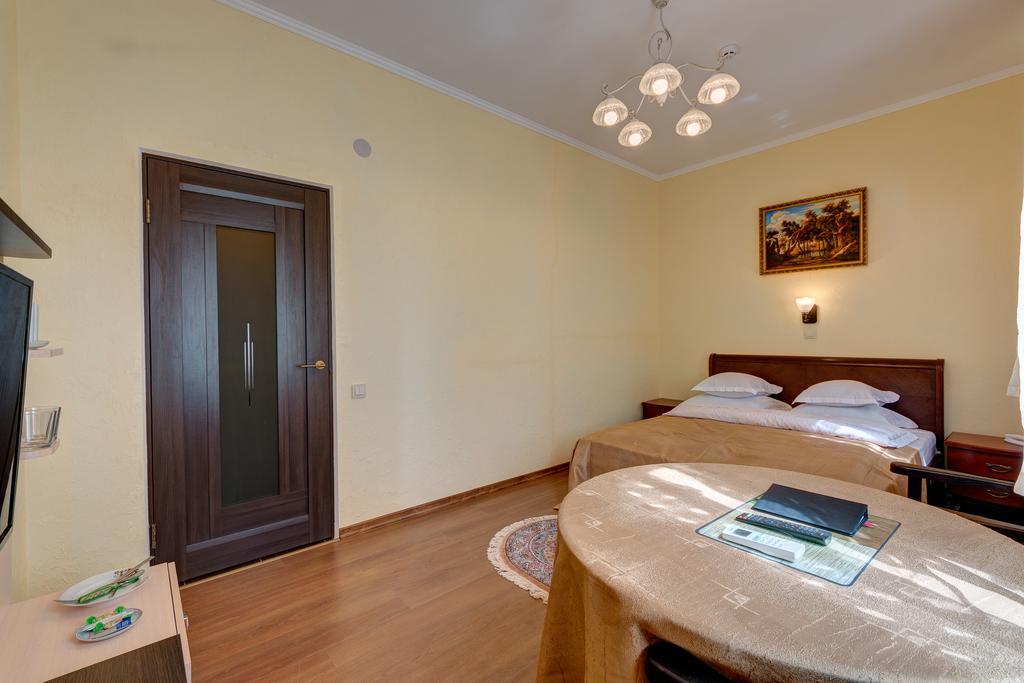Aleksandria Hotel Kiev Extérieur photo