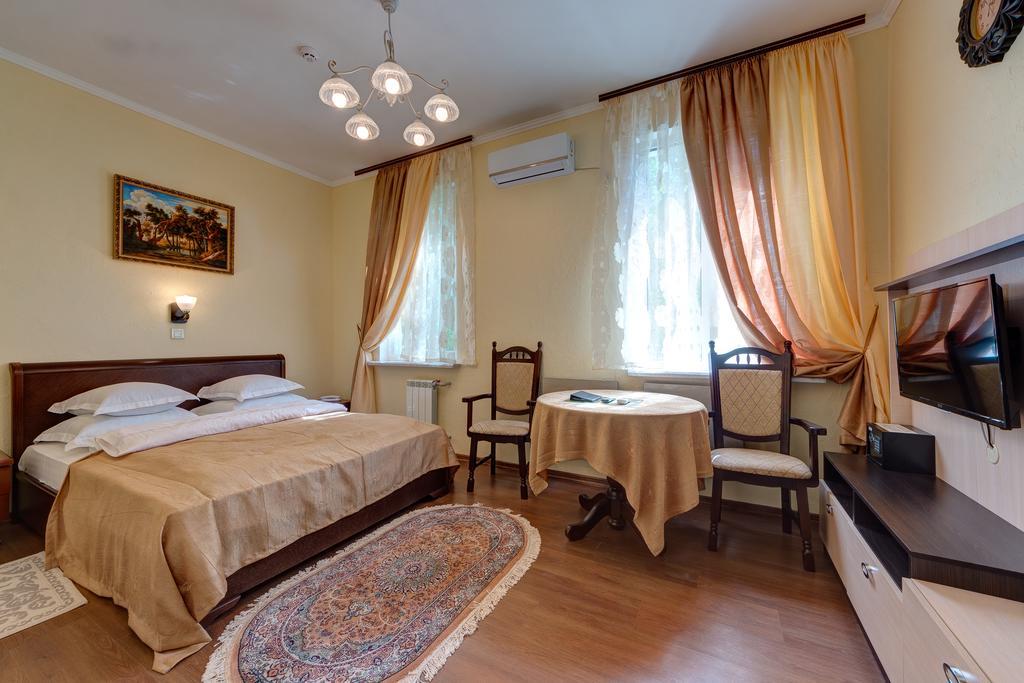 Aleksandria Hotel Kiev Extérieur photo