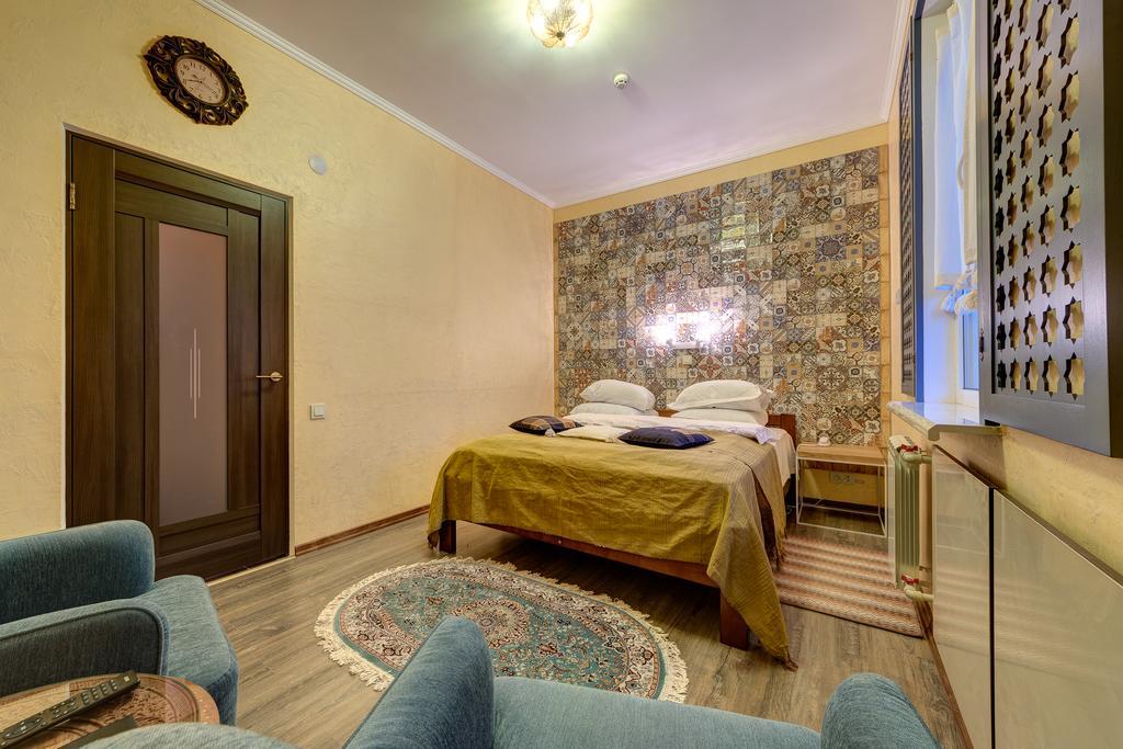 Aleksandria Hotel Kiev Extérieur photo